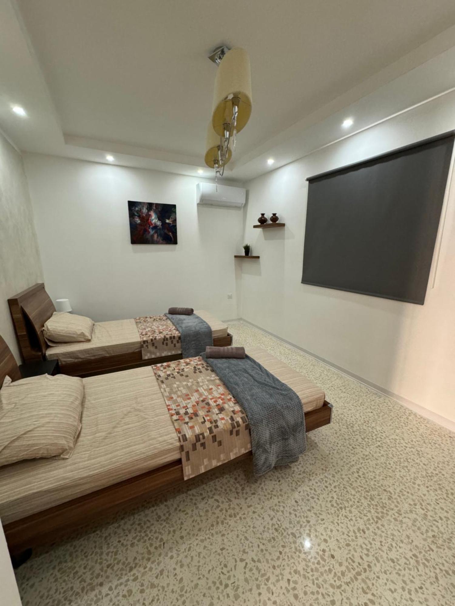 Imperial St Pauls Bay Apartment