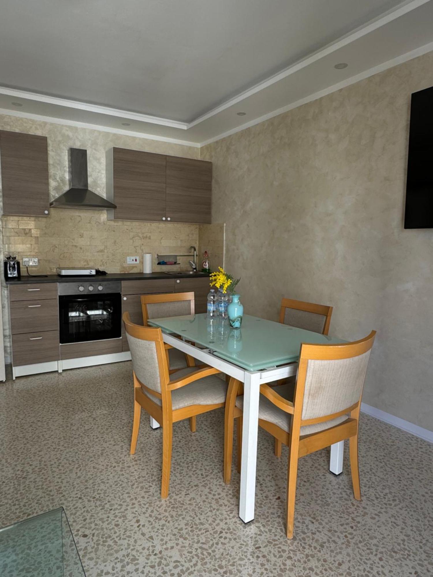 Imperial St Pauls Bay Apartment